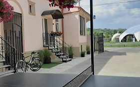 Three Rivers Apartments - Private Free Parking, Self Check-In